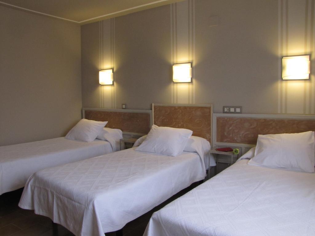 Hotel Migal 쿠에 객실 사진